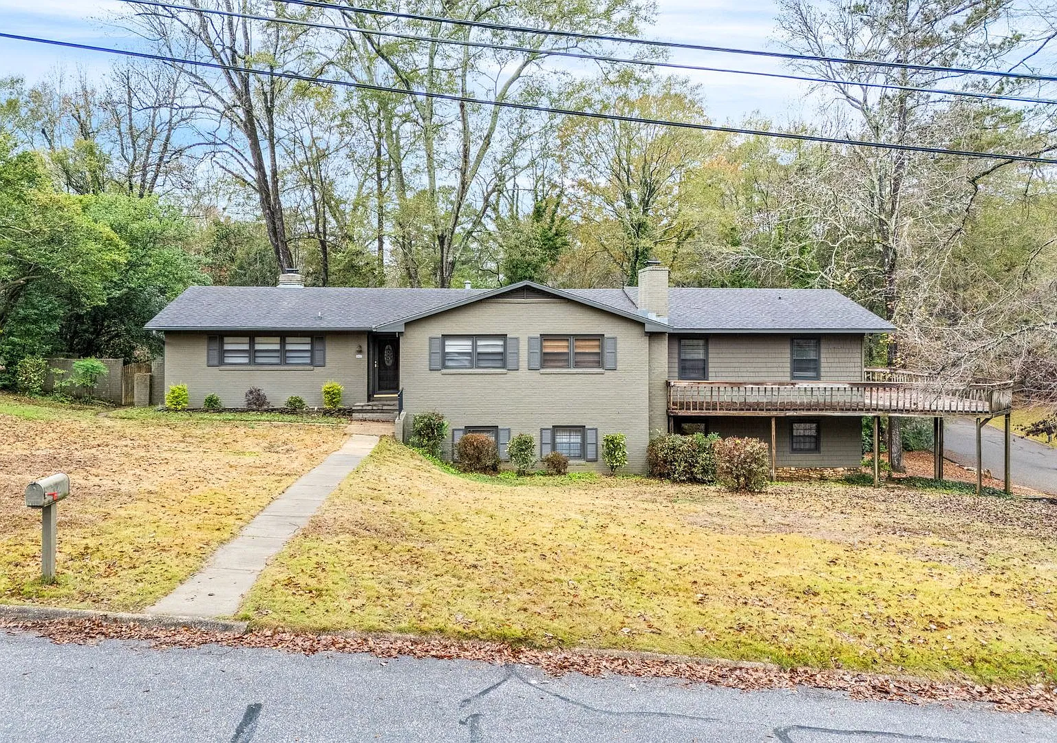 302 Bowden Drive — Photo 1