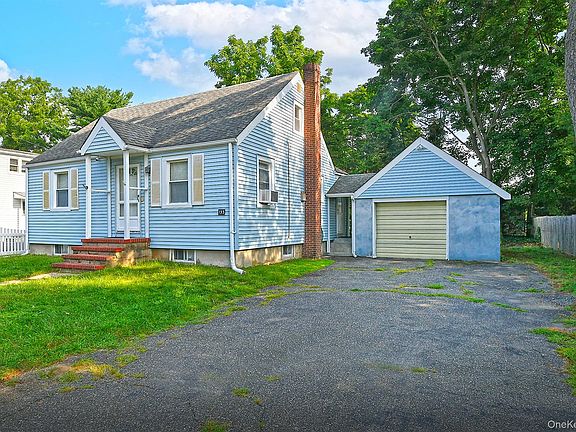 2nd image of 133 Little Plains Road