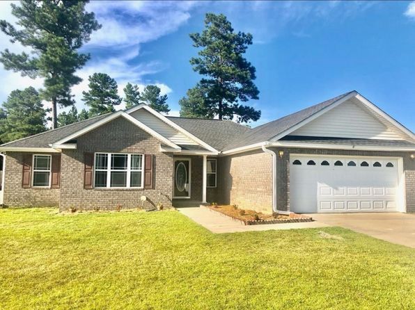 80 Laurel Way NE