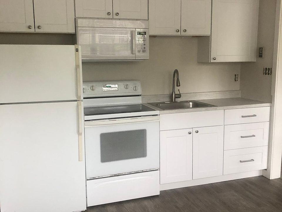 2nd image of 202 Edwards St APT C