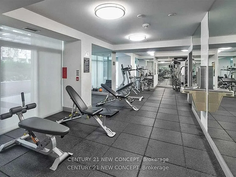 400 Adelaide St E #212 — Photo 4