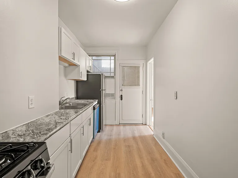 3535 Lyndale Ave S #1 — Photo 15