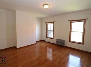 143 Meserole Ave #3R, Brooklyn, NY 11222
