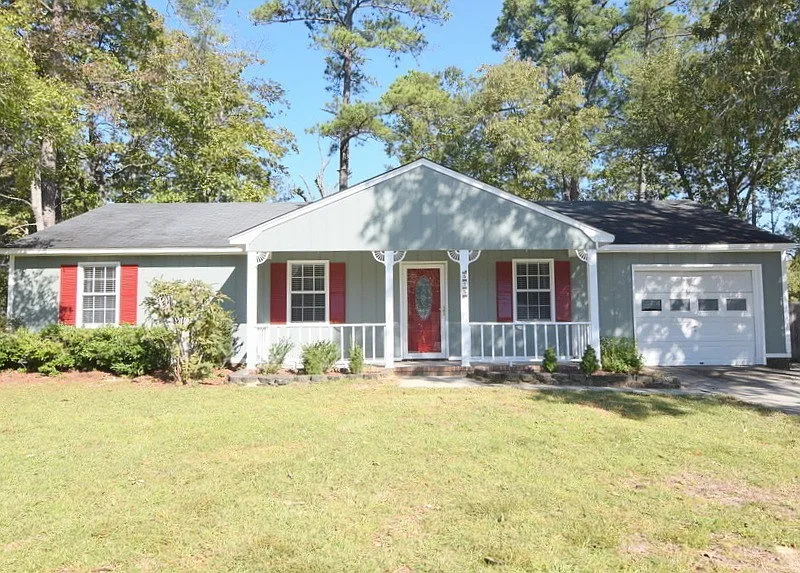 515 Ridgewood Dr