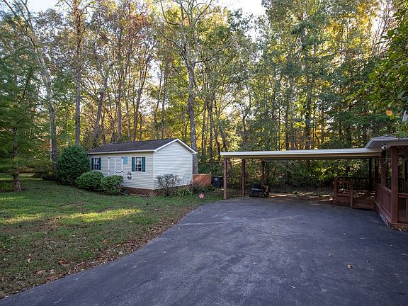 5th image of 2749 Deerhaven Dr