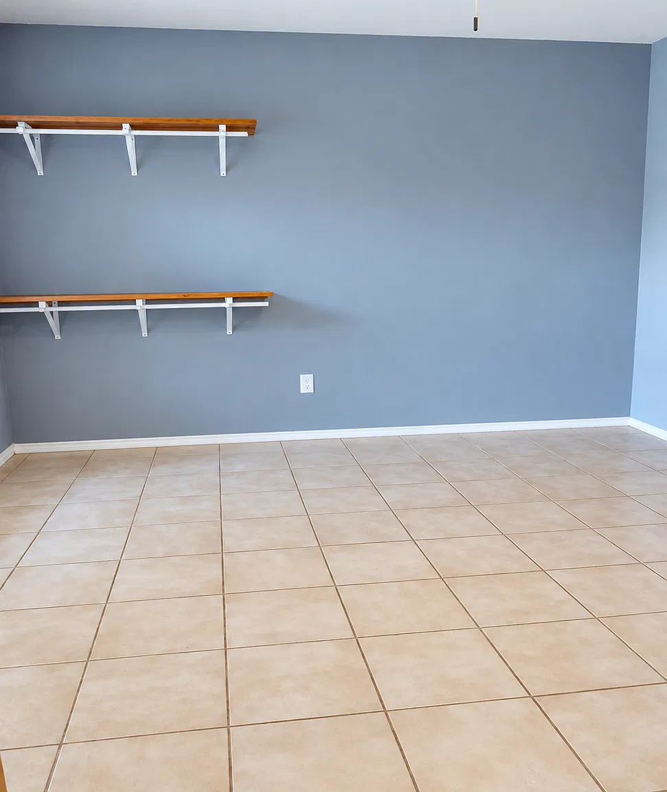 401 Thicket Ln — Photo 2