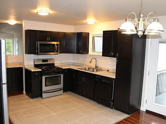 4th image of 4918 Vance Dr