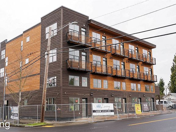 5th image of 2000 Broadway St #203