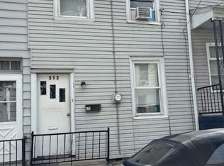 513 W Arch St, Pottsville, PA 17901