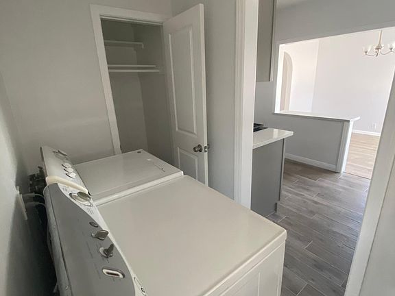 5th image of 289 W 10th St #1