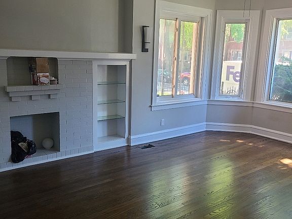 3rd image of 8034 S Vernon Ave