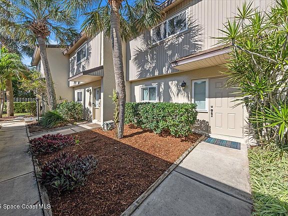2nd image of 203 6th Ave #9