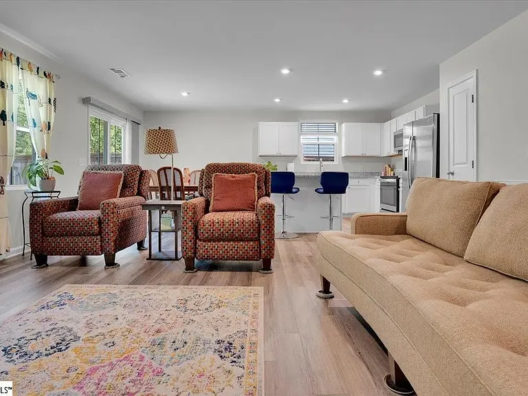 123 Lily Park Way — Photo 2