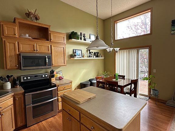 kitchen-dining room 2