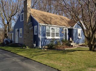 120 Preston Ave, Cranston, RI 02920