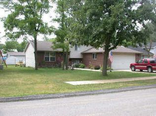 113 Prairie St, Lowell, IN 46356