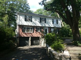 92 Arlington Rd, Brookline, MA 02467