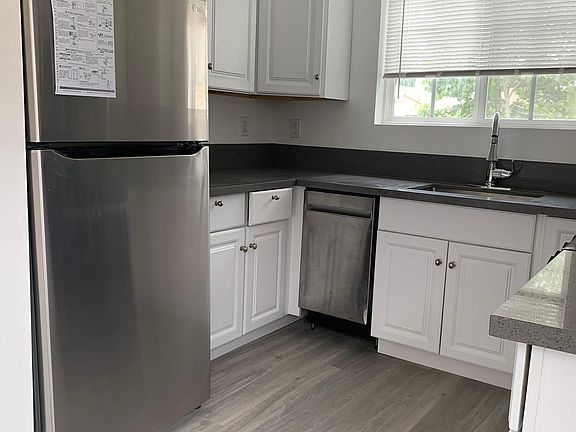 5th image of 6705 Sausalito Ave #1