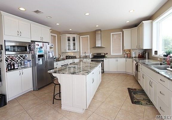 2nd image of 125 Beach 4 St #4