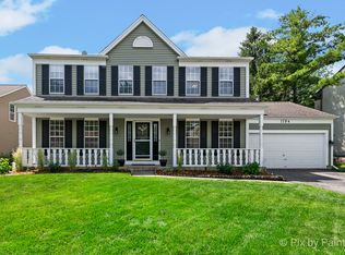 1194 N Cactus Trl, Carol Stream, IL 60188