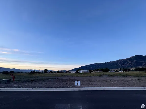 26 W 850 N, Mendon, UT 84325