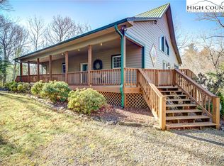 727 Rivers Edge Rd, Sparta, NC 28675