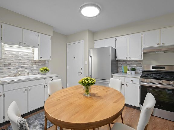 4th image of 795 Andover St SE #3