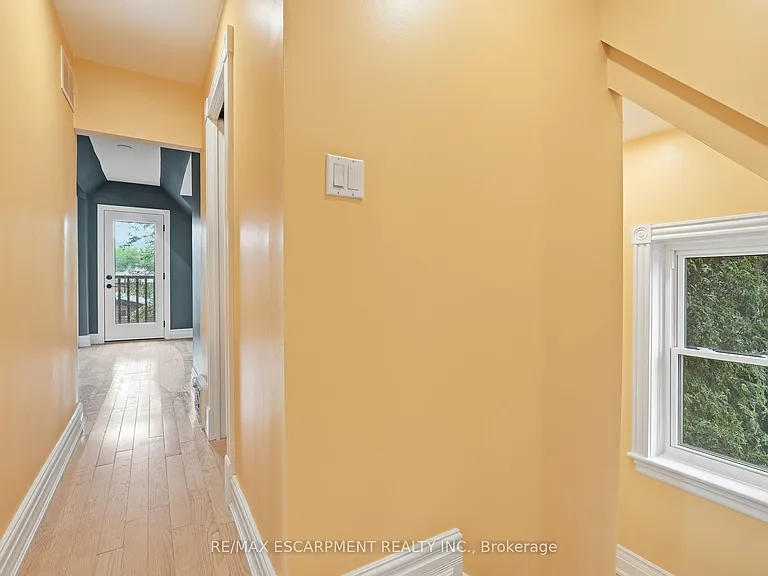359 Herkimer St #UPPER — Photo 12