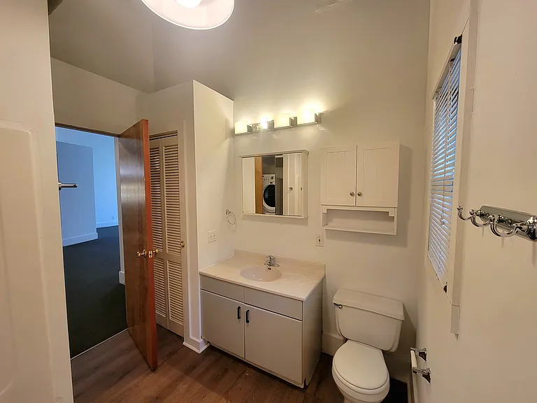 122 N 3rd St #230 — Photo 14