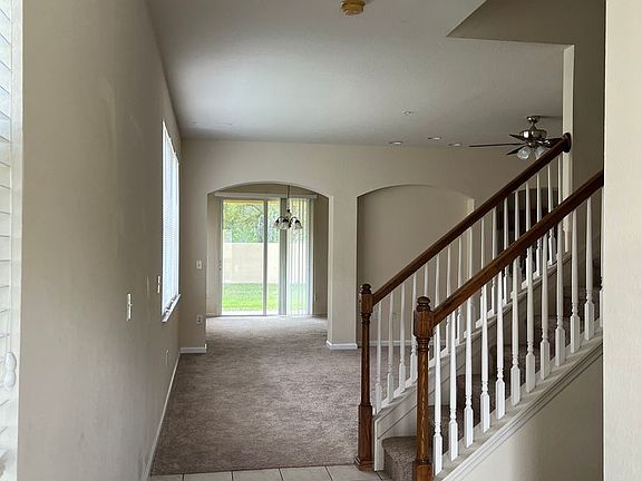 2nd image of 2944 Ashland Ln S