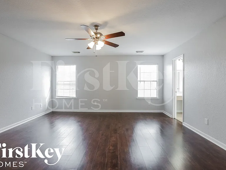 11210 Flying Geese Ln — Photo 7