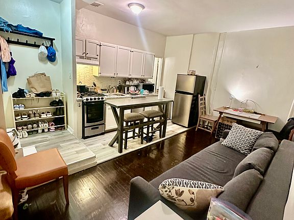 2nd image of 65 Atlantic Ave #1R