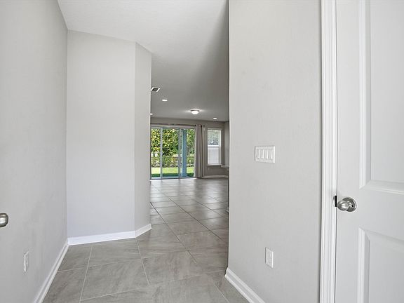 4th image of 12921 Ludo Rd