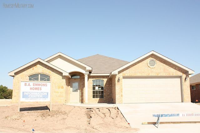 Beautiful NEW BA Emmons Home!