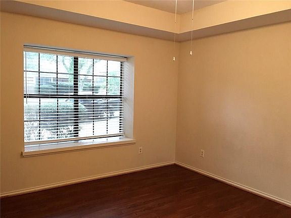 5th image of 9706 Summerwood Cir