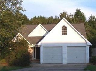 220 N Greenfield Cir, Covington, GA 30016