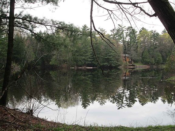 4th image of N6947 River Dr