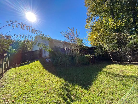 4th image of 2903 Royal Palm Way