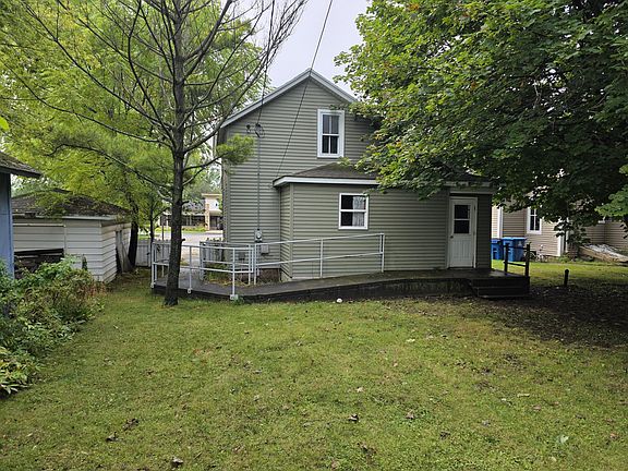 3rd image of 332 3rd St