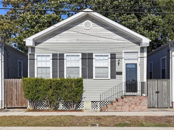 7405 Spruce St, New Orleans, LA 70118