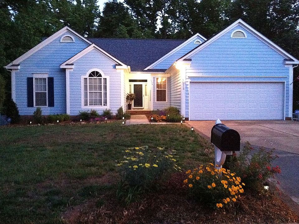 2nd image of 3524 Briarthorne Dr