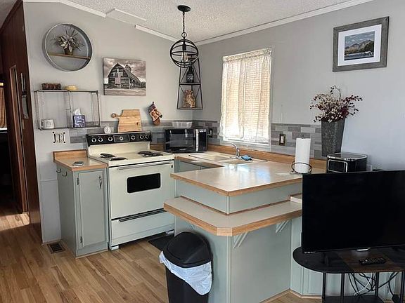 4th image of 600 S Idaho Rd #1009