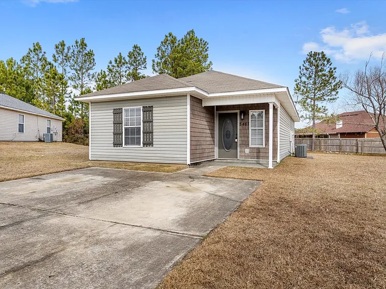 5467 Quail Creek Cir — Photo 3