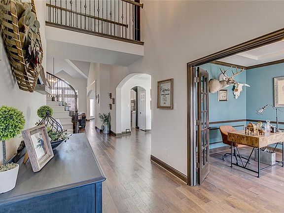 4th image of 6416 Glenwick Dr