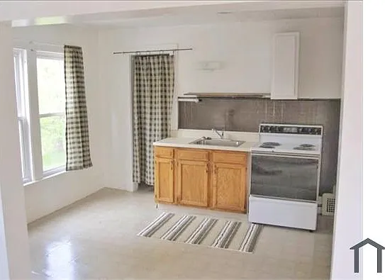 3 bed, 1800 sqft, $1,397 — Photo 3