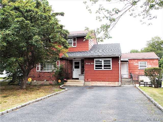 1st image of 99 Fawn Dr