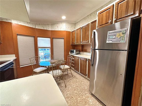 5th image of 4541 Candlestick CT E
