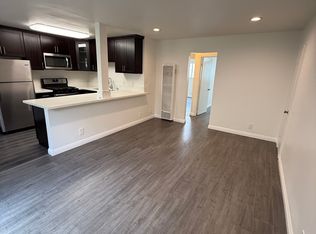 1305 N Garfield Ave #16, Pasadena, CA 91104