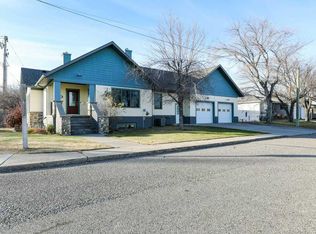 570 N 27th St, Fort Macleod, AB T0L 0Z0