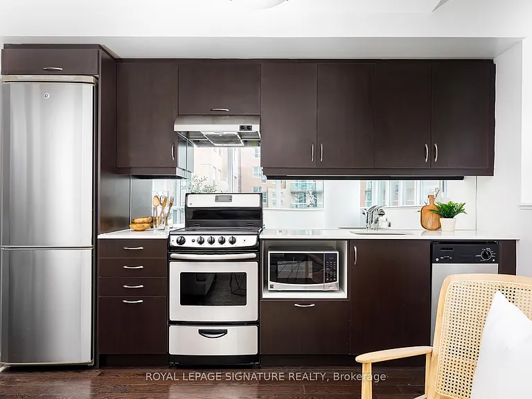 320 Richmond St E #603 — Photo 28